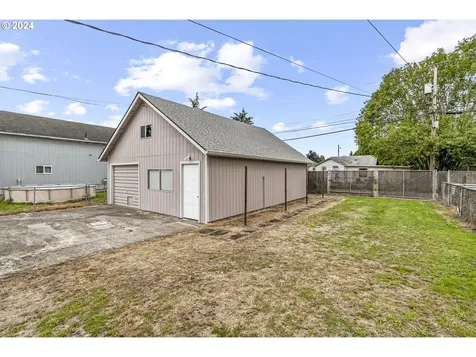 3048 Delaware Street Longview WA 98632