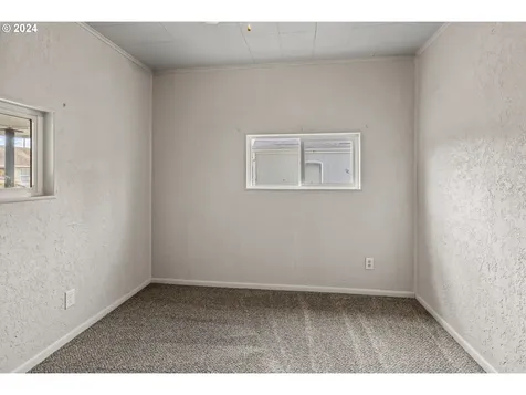 3048 Delaware Street Longview WA 98632