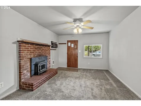 3048 Delaware Street Longview WA 98632