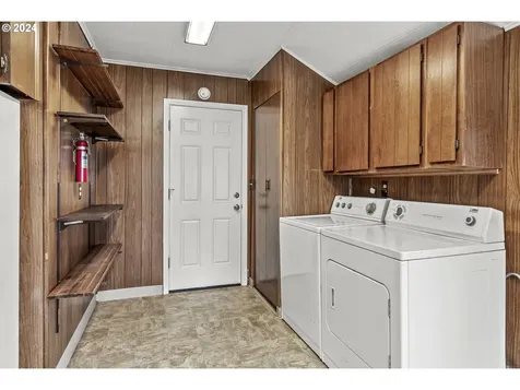 3048 Delaware Street Longview WA 98632