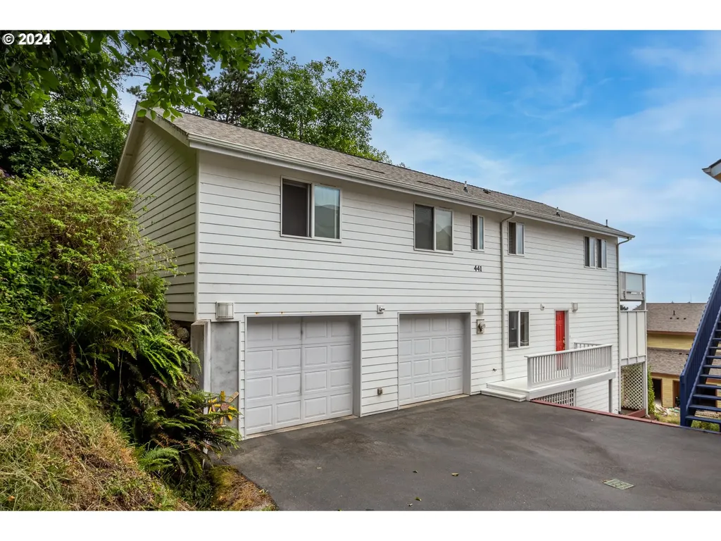 441 King Street Yachats OR 97498