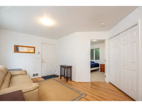 441 King Street Yachats OR 97498