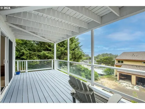 441 King Street Yachats OR 97498