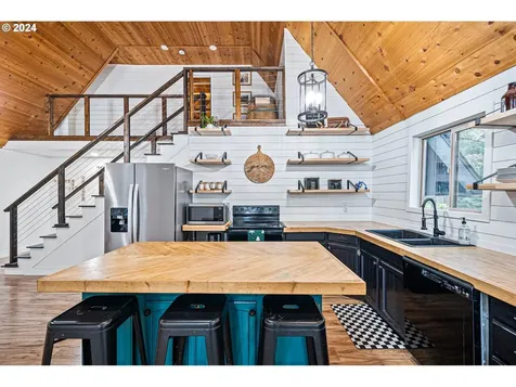 26919 Old Holley Road Sweet Home OR 97386