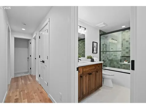 6570 Paola Court Gladstone OR 97027