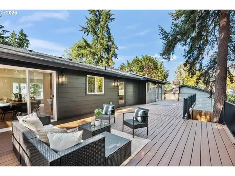 6570 Paola Court Gladstone OR 97027
