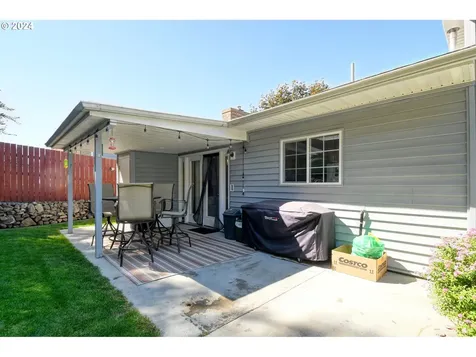812 Nw 6th Street Pendleton OR 97801