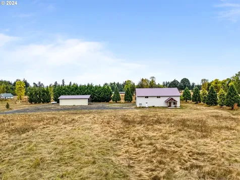 143 Smokey Valley Road Toledo WA 98591