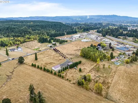 143 Smokey Valley Road Toledo WA 98591