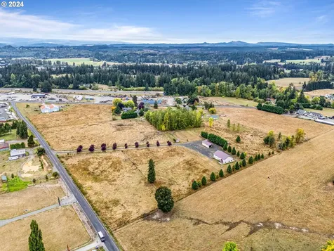 143 Smokey Valley Road Toledo WA 98591