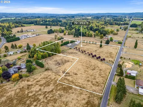 143 Smokey Valley Road Toledo WA 98591