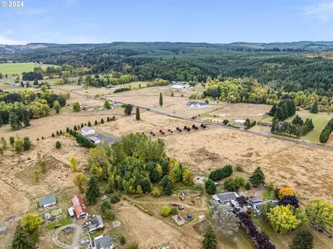 143 Smokey Valley Road Toledo WA 98591