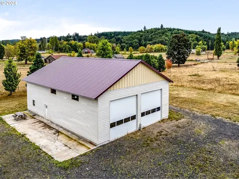 143 Smokey Valley Road Toledo WA 98591
