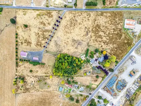 143 Smokey Valley Road Toledo WA 98591