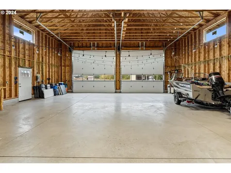 143 Smokey Valley Road Toledo WA 98591