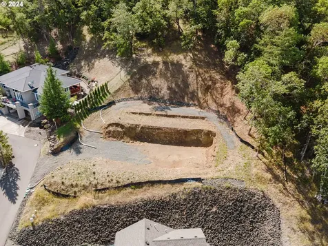 233 Winchester Creek Avenue Winchester OR 97495