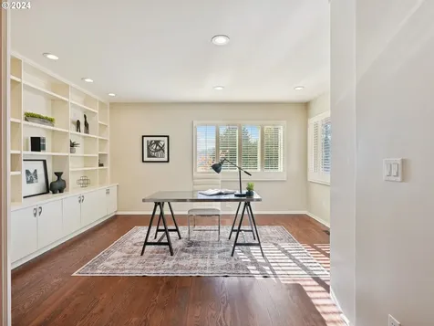 1540 SW Elizabeth Court Portland OR 97201