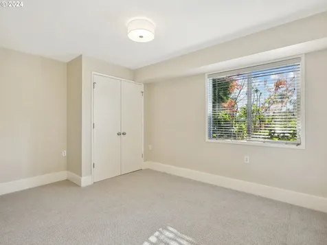 1540 SW Elizabeth Court Portland OR 97201