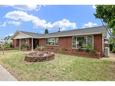 970 Kalmia Street Junction City OR 97448