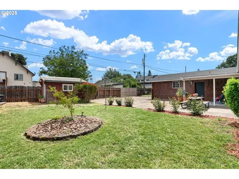 970 Kalmia Street Junction City OR 97448
