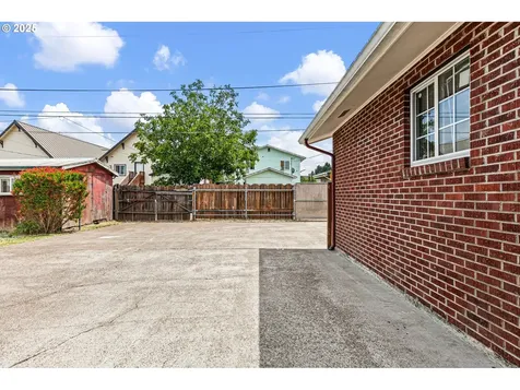 970 Kalmia Street Junction City OR 97448