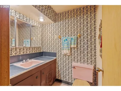 8170 SW 87th Avenue Portland OR 97223