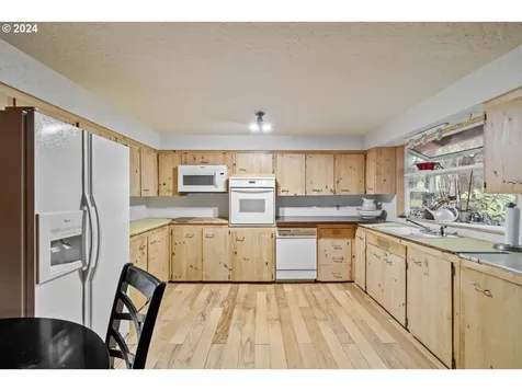 8170 SW 87th Avenue Portland OR 97223