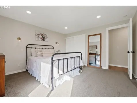 408 Eckerd Avenue Molalla OR 97038