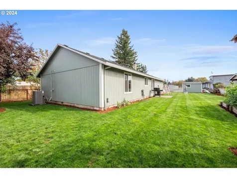 408 Eckerd Avenue Molalla OR 97038