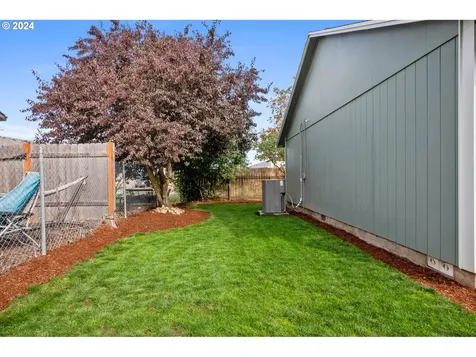 408 Eckerd Avenue Molalla OR 97038