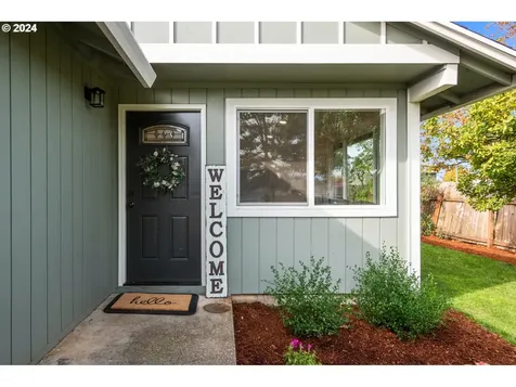 408 Eckerd Avenue Molalla OR 97038