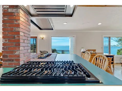 91315 Cape Arago Highway Coos Bay OR 97420