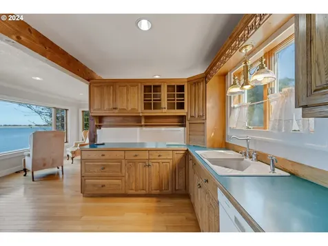 91315 Cape Arago Highway Coos Bay OR 97420
