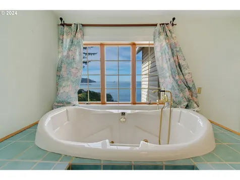 91315 Cape Arago Highway Coos Bay OR 97420