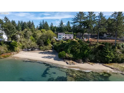 91315 Cape Arago Highway Coos Bay OR 97420