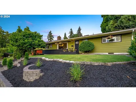 2470 Mcmillan Street Eugene OR 97405