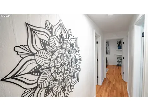 2470 Mcmillan Street Eugene OR 97405
