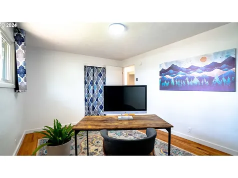2470 Mcmillan Street Eugene OR 97405