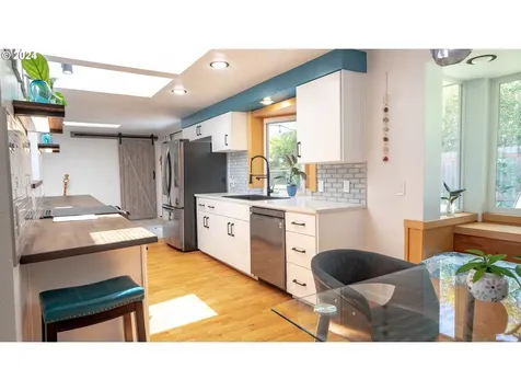 2470 Mcmillan Street Eugene OR 97405