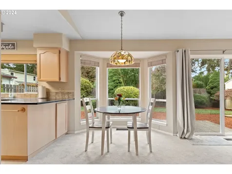 3380 NE Sunburst Avenue Hillsboro OR 97124