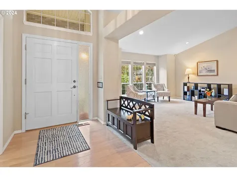 3380 NE Sunburst Avenue Hillsboro OR 97124