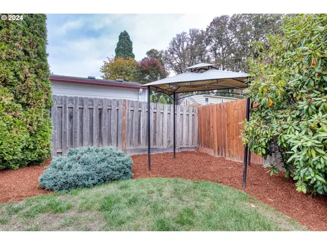 3380 NE Sunburst Avenue Hillsboro OR 97124