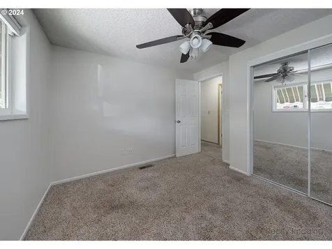 5515 Ne 46th Avenue Vancouver WA 98661