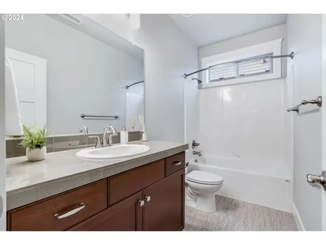 4617 N Noble Loop Ridgefield WA 98642
