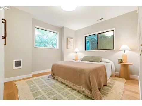 9468 Sw 62nd Drive Portland OR 97219