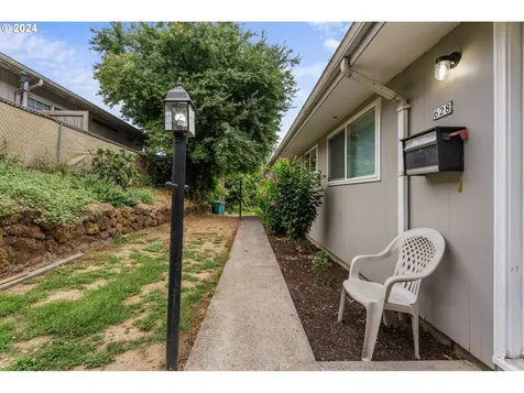 626 628 N Watts Street Portland OR 97217
