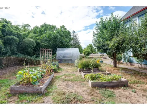 31838 Fayetteville Drive Shedd OR 97377