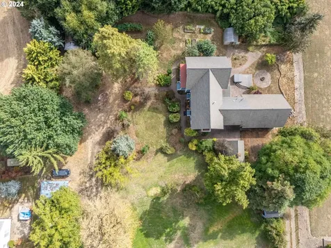 31838 Fayetteville Drive Shedd OR 97377