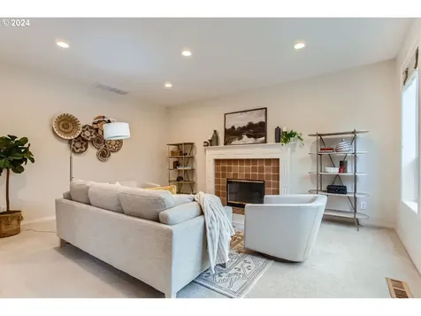 3912 Nw Loy Court Portland OR 97229