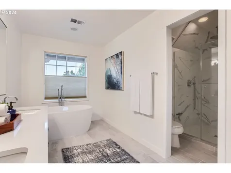 3912 Nw Loy Court Portland OR 97229